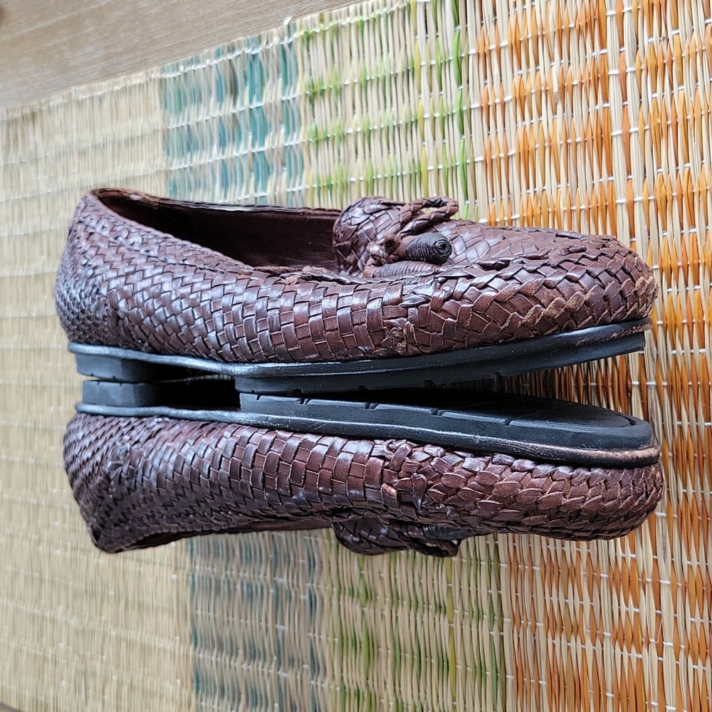 COLE HAAN MENS LEATHER TASSEL LOAFERS - Picture 11 of 12